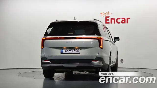 Kia Carnival 4th Gen — Фото автомобиля 4