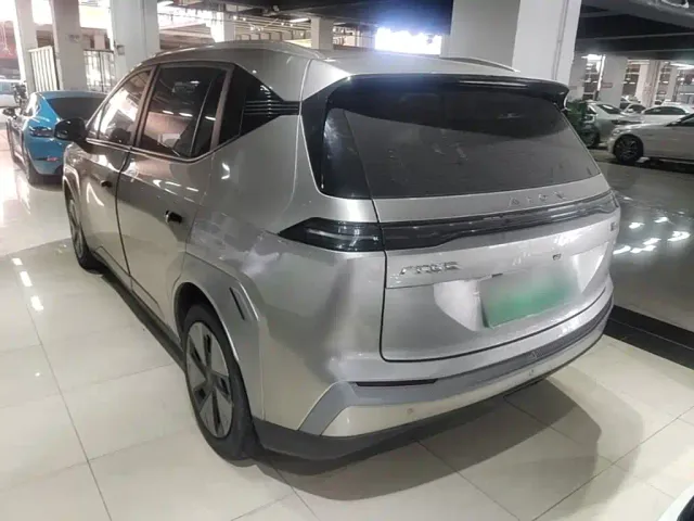 GAC Aion Y — Фото автомобиля 4