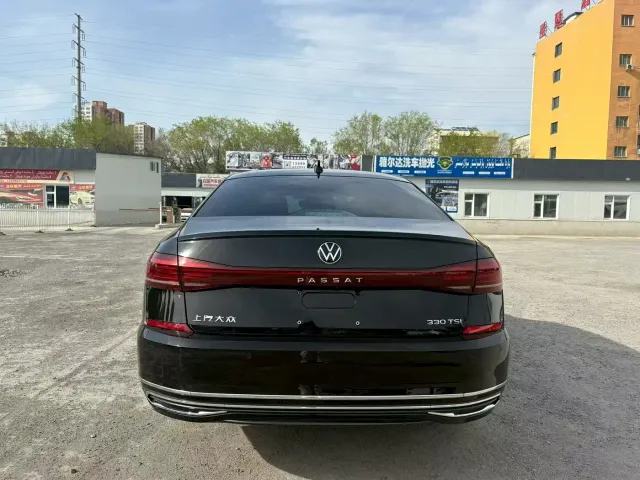 Volkswagen Passat — Фото автомобиля 8