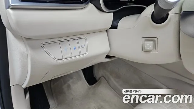 Genesis G70 New — Фото автомобиля 25