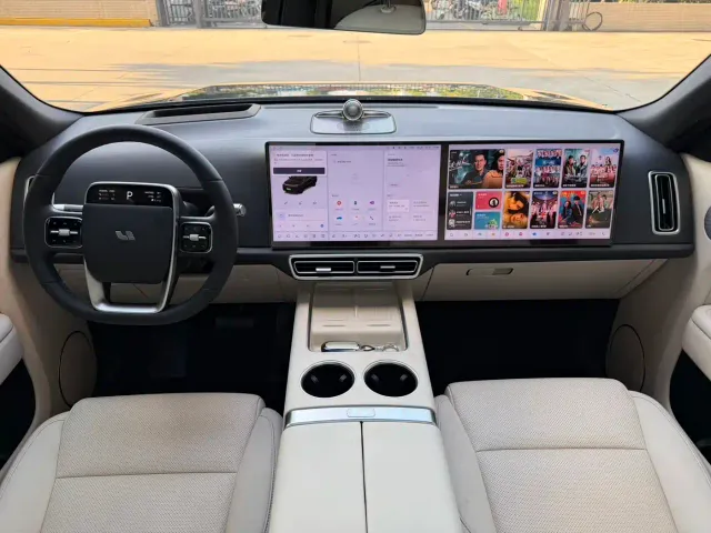 Li Auto L8 — Фото автомобиля 7