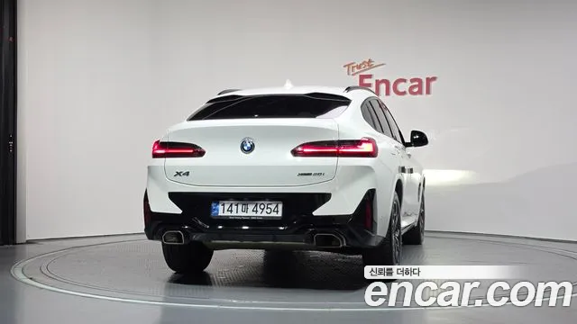 BMW X4 xDrive20i M Sport — Фото автомобиля 4