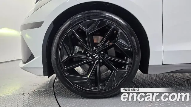 Hyundai Ioniq 6 — Фото автомобиля 5