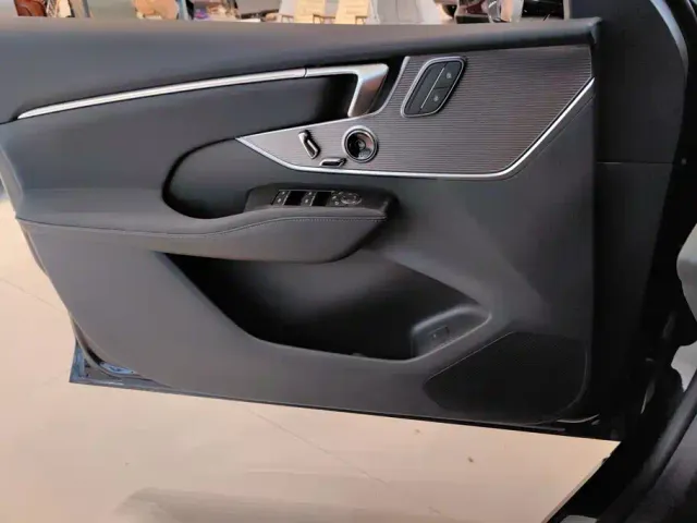 Buick LaCrosse — Фото автомобиля 7