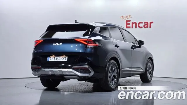 Kia Sportage Sportage 5-е поколение Дизель 2.0 2WD — Фото автомобиля 2
