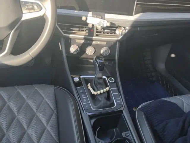 Volkswagen Sagitar — Фото автомобиля 15
