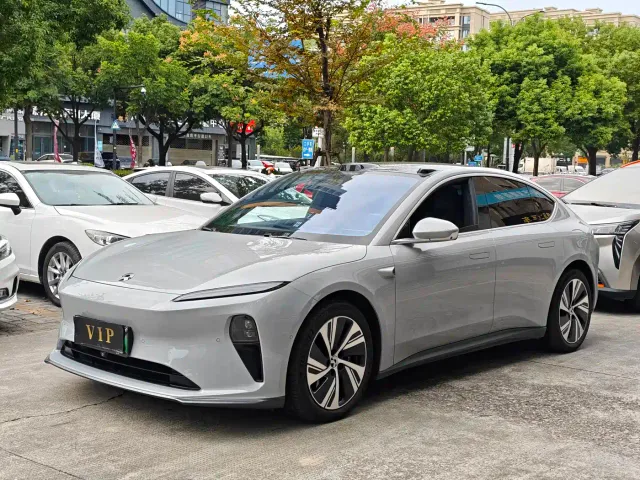 Фотография автомобиля — Nio ET5