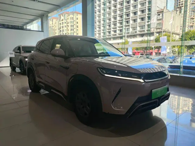 BYD Yuan UP — Фото автомобиля 21