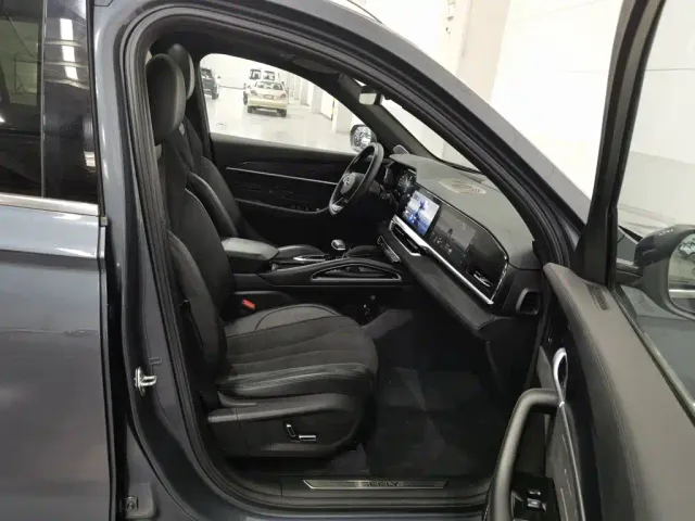 Geely Xingyue L — Фото автомобиля 23