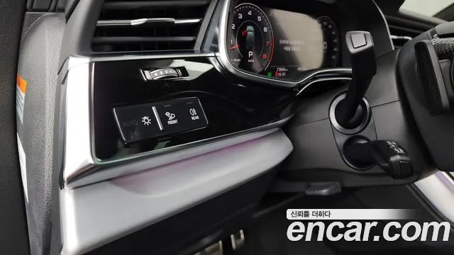 Audi Q7 55 TFSI quattro Premium — Фото автомобиля 11