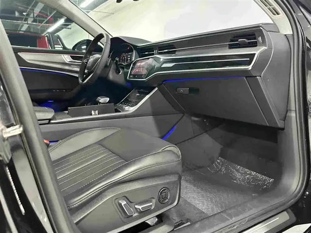 Audi A6L — Фото автомобиля 13