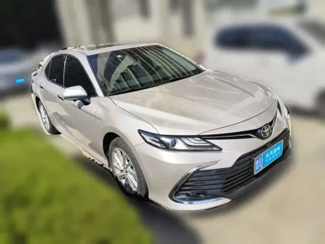 Toyota Camry — Фото автомобиля 3