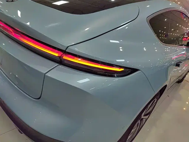 Nio ET5 — Фото автомобиля 7