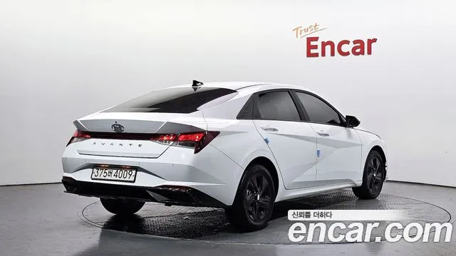Hyundai AVANTE Avante (CN7) — Фото автомобиля 2