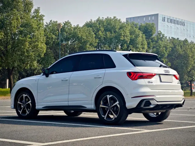 Audi Q3 — Фото автомобиля 7