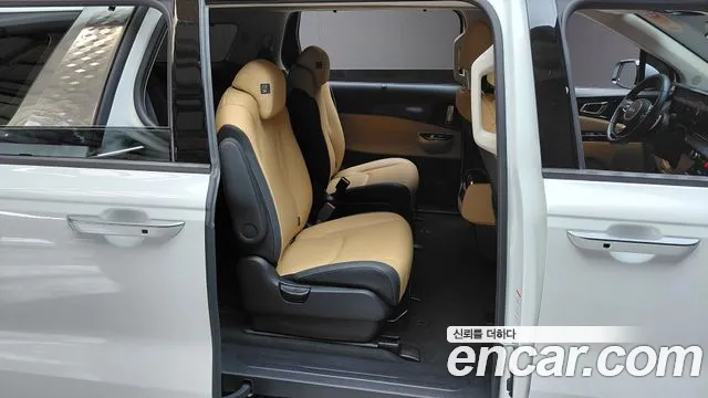 Kia Canival Carnival 4 поколение Бензин 9 мест Signature — Фото автомобиля 11