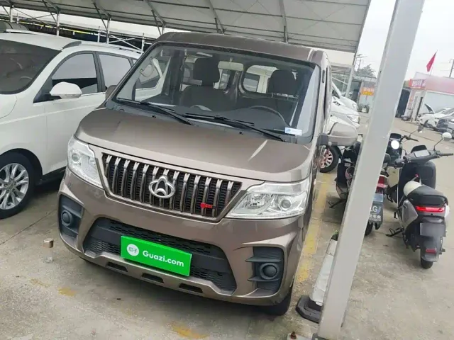 Фотография автомобиля — Changan Ruixing M60