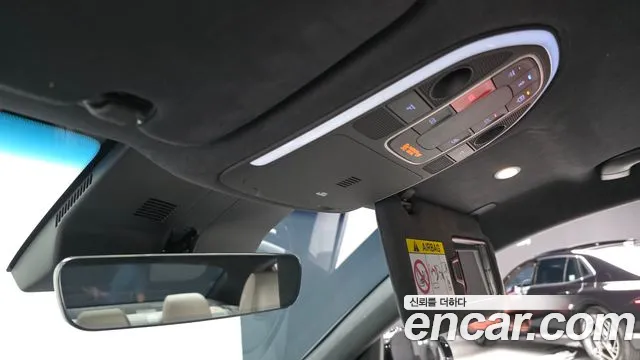Genesis G70 Новый G70 Бензин 2.5T 2WD — Фото автомобиля 8