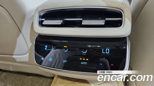 Genesis G80 Бензин 3.5 турбо AWD — Фото автомобиля 15