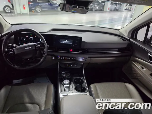 Kia Carnival — Фото автомобиля 5