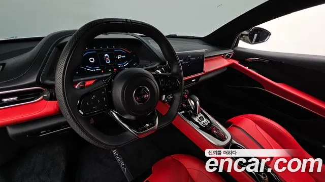 Lotus Emira — Фото автомобиля 7