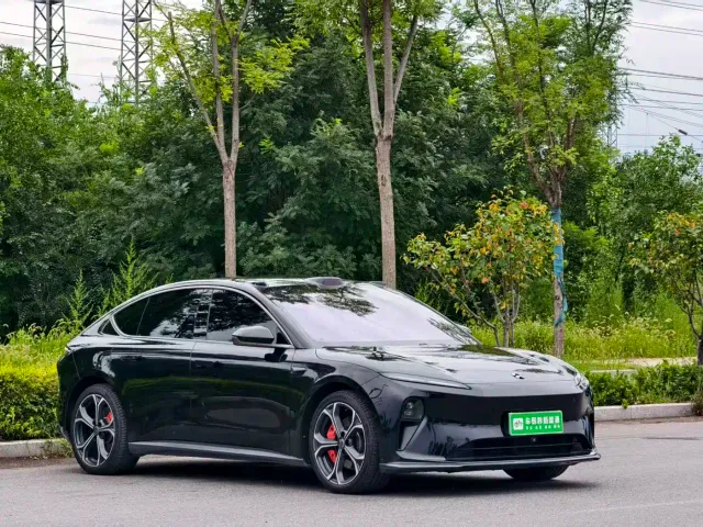 Nio ET5 — Фото автомобиля 3