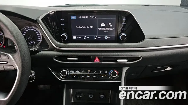 Hyundai Sonata Sonata (DN8) 2.0 LPG(Для проката) — Фото автомобиля 19