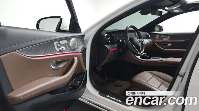 Mercedes-Benz E-Class W213 — Фото автомобиля 10
