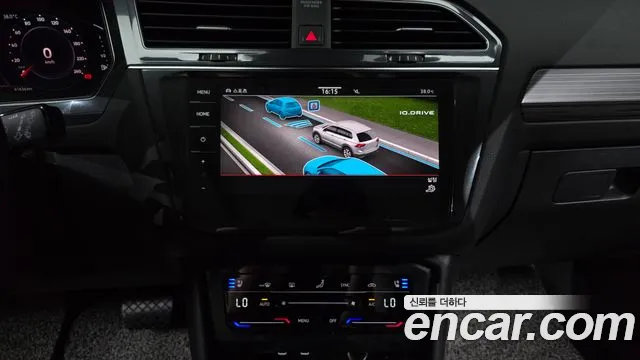 Volkswagen Tiguan — Фото автомобиля 15