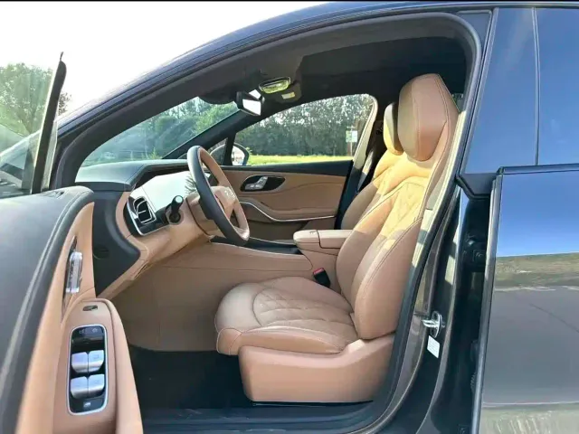 Roewe Feifan R7 — Фото автомобиля 6