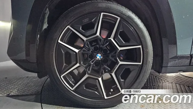 BMW XM — Фото автомобиля 5