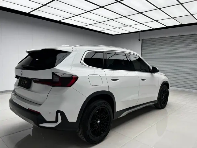 BMW X1 — Фото автомобиля 2