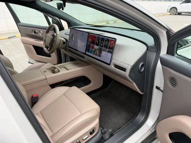Li Auto i6 — Фото автомобиля 6