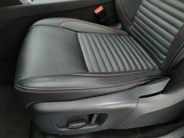Land Rover Discovery Sport — Фото автомобиля 20