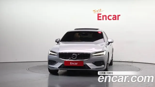 Вольво S60 S60 третьего поколения B5 Ultimate Bright — Фото автомобиля 3
