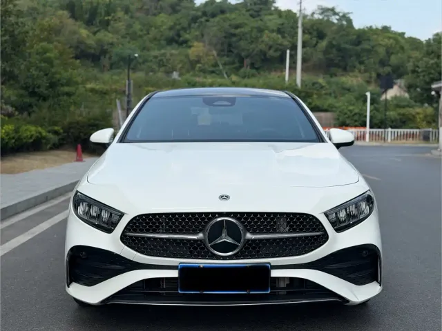 Mercedes-Benz A-Class — Фото автомобиля 2
