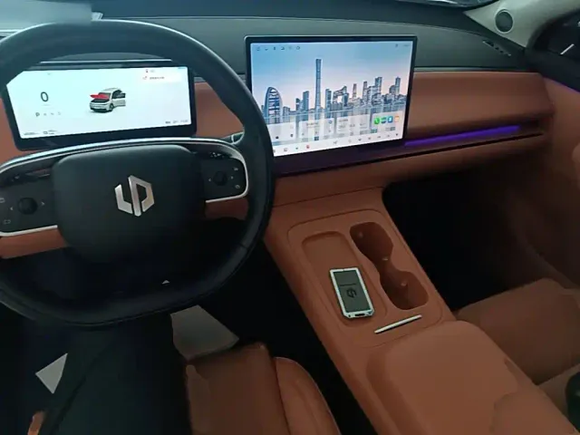 Leapmotor C10 — Фото автомобиля 9