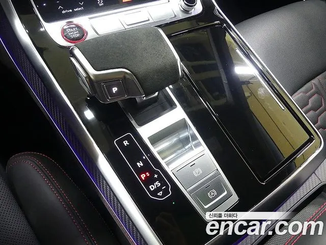 Audi RSQ8 — Фото автомобиля 16