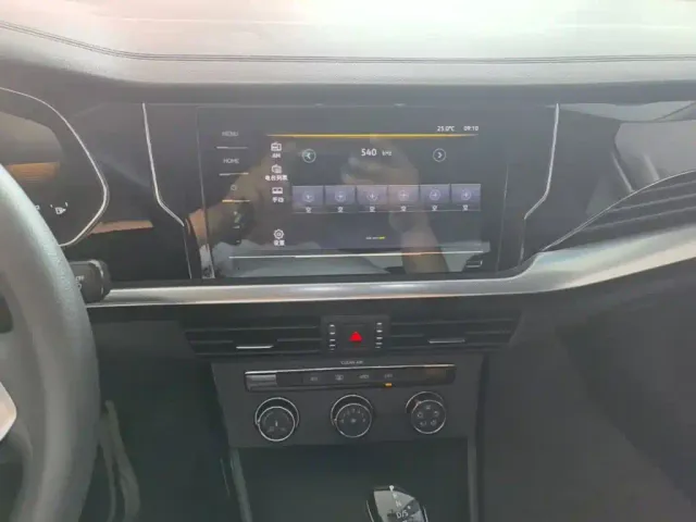 Volkswagen Passat — Фото автомобиля 12