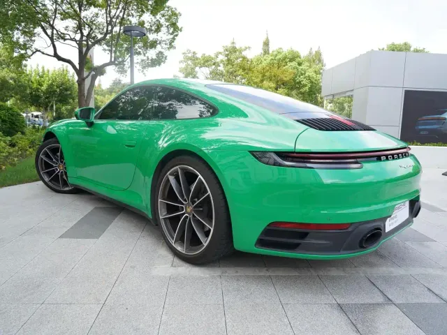 Porsche 911 — Фото автомобиля 16