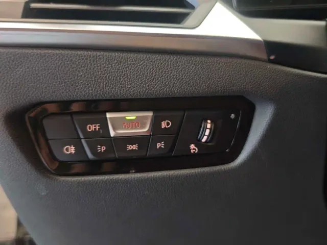 BMW 3 Series — Фото автомобиля 3