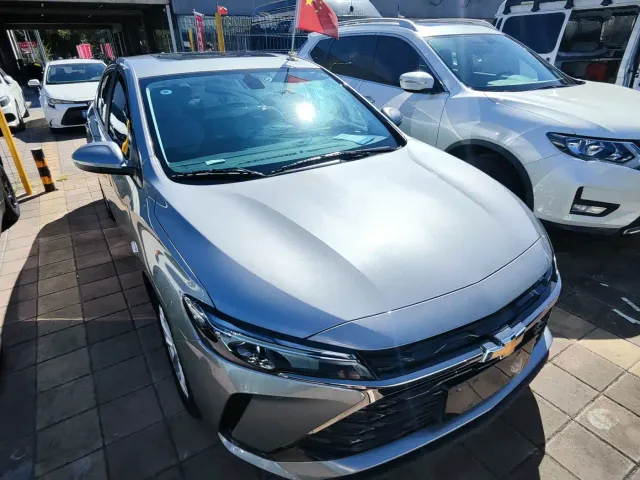 Chevrolet Monza — Фото автомобиля 3
