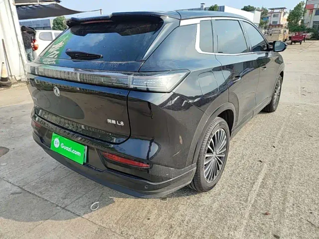 Dongfeng Aeolus Dongfeng Aeolus L8 2025 Plug-in Hybrid — Фото автомобиля 7