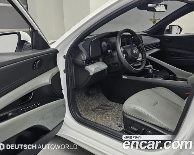 Hyundai Avante CN7 — Фото автомобиля 11