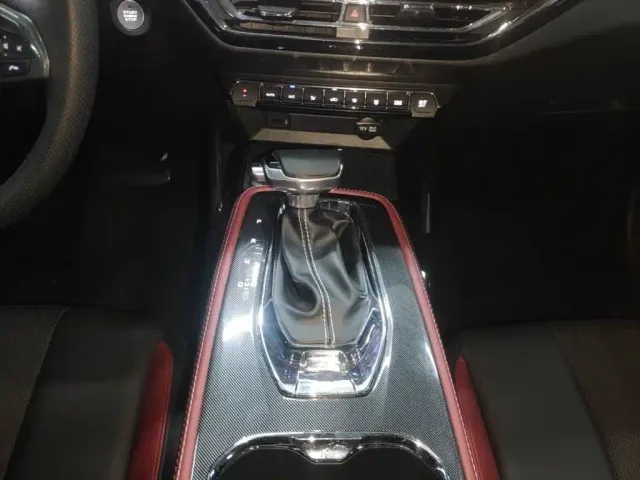 Changan Oushang X5 — Фото автомобиля 13
