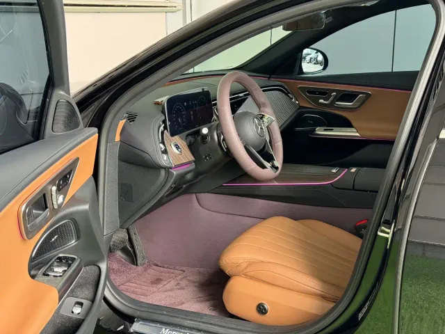 Mercedes-Benz E-Class — Фото автомобиля 11