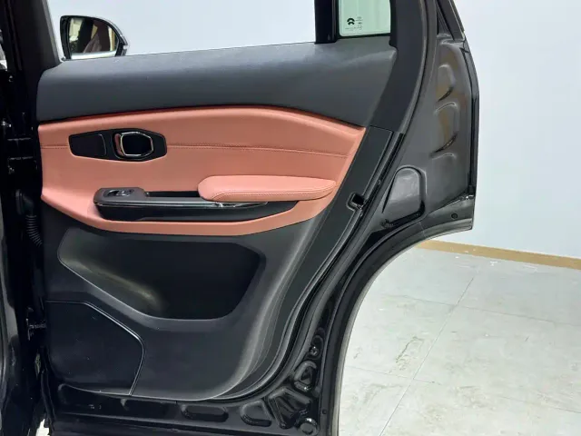 Nio EC6 — Фото автомобиля 22