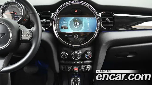 Mini Cooper Cooper 5 дверей Classic — Фото автомобиля 14