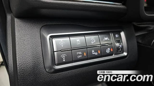 KG_Mobility_Ssangyong TIBOLI Very New Tivoli Бензин 1.5 2WD — Фото автомобиля 19