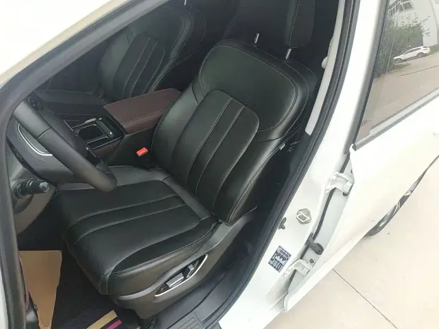 GAC Trumpchi M6 — Фото автомобиля 10